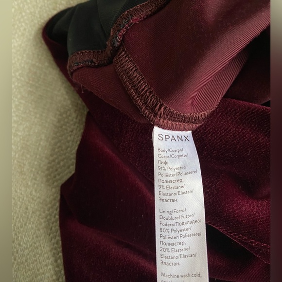 Spanx Leggings Women’s XS Velvet Legging Rich Burgundy Red Shapewear Stretch - Picture 9 of 11
